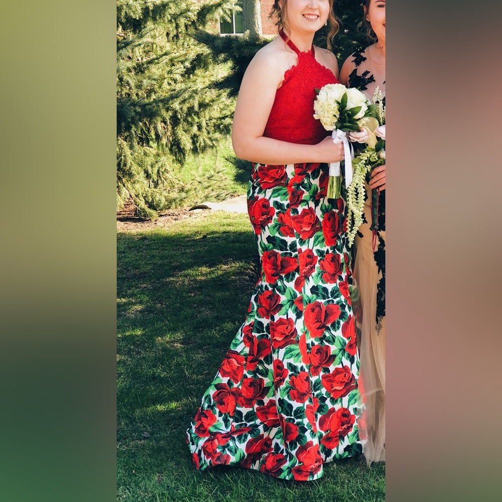 Sherri Hill Size 10 Red Halter Dress